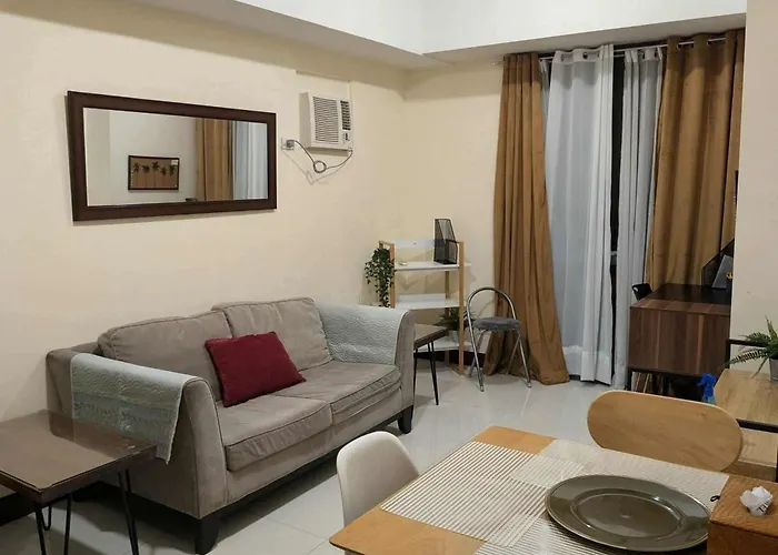 Azure Staycation By Mamansag Apartment *